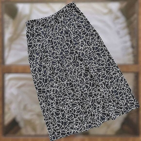 Vtg black and white scribble print summer midi skirt - Picture 4 of 15
